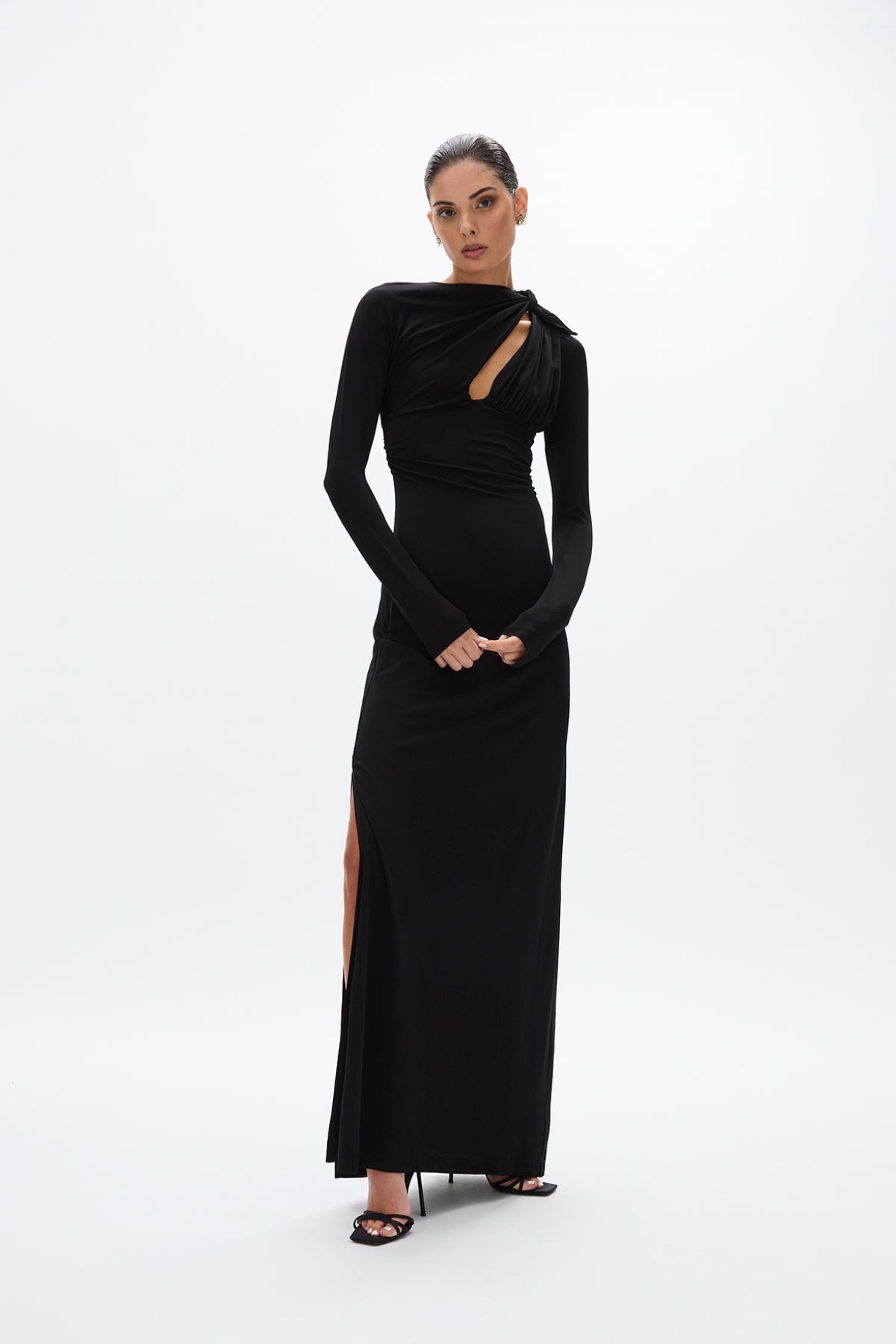 TANNER SLEEVE GOWN