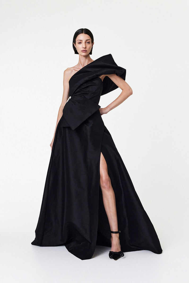 ARCHER GOWN